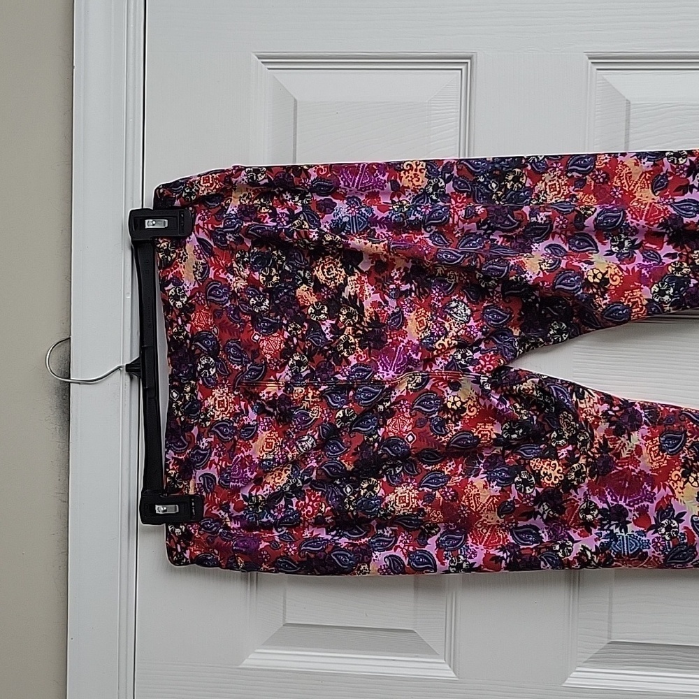 LuLaRoe Women's Leggings - Picture 7 of 12